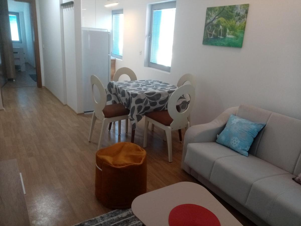Flamanita Apartments سكوبجي المظهر الخارجي الصورة